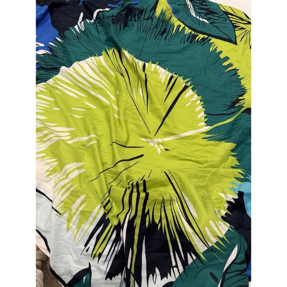 scarf for women light weight Square 50" By 50" Wrap Green Flowers Multicolor - Picture 6 of 7